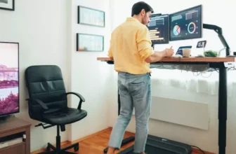 How Do Gaming Desks Handle Built-in Storage?